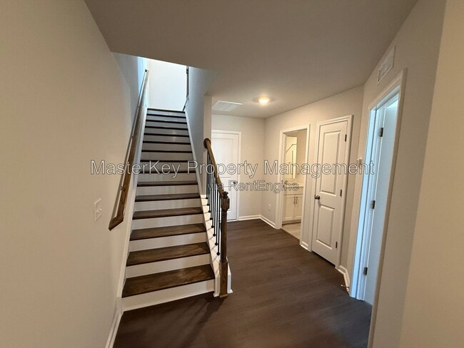 329 Deercroft Dr