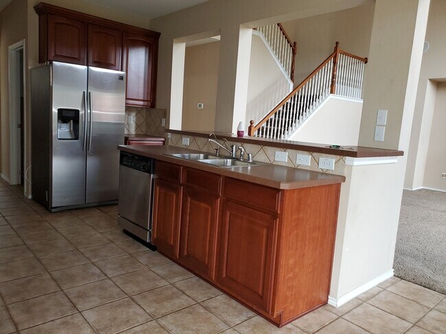 Photo - 627 Magnolia Ln