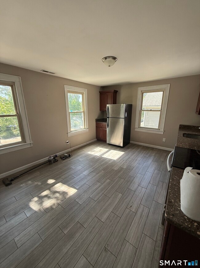 Photo - 222 N Cherry St