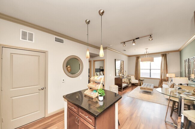 Building Photo - 6363 San Felipe St Unit 123