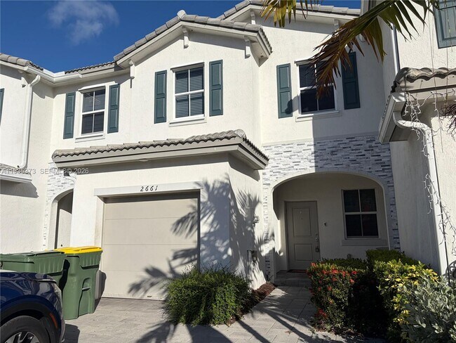 Photo - 2661 SE 10th St