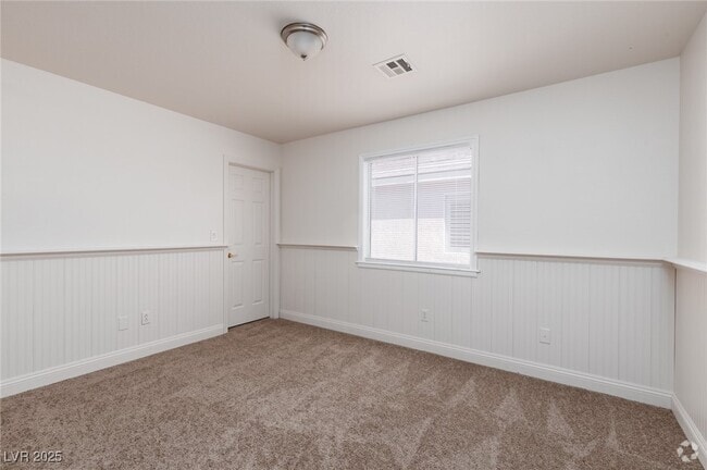 Building Photo - 5029 Cascade Pools Ave Rental