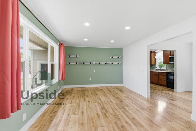 Photo - 8719 E Valleyway Ave