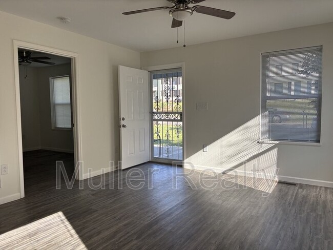 Photo - 1732 Jourolman Ave