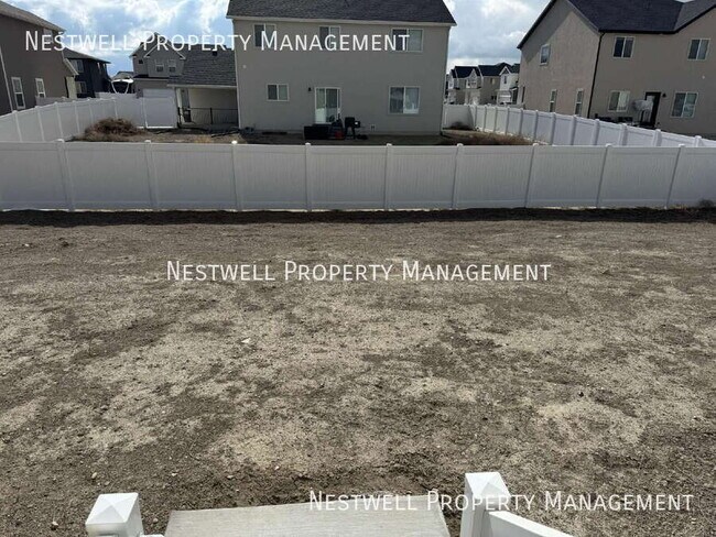 Photo - 1612 Cottontail Dr