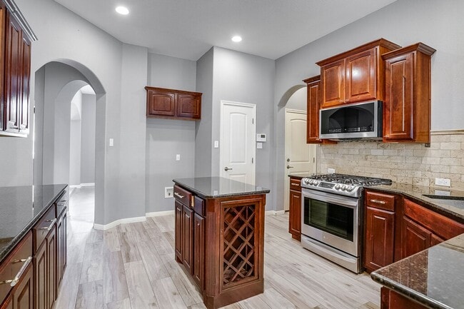 Photo - 125 Snowdrift Trail