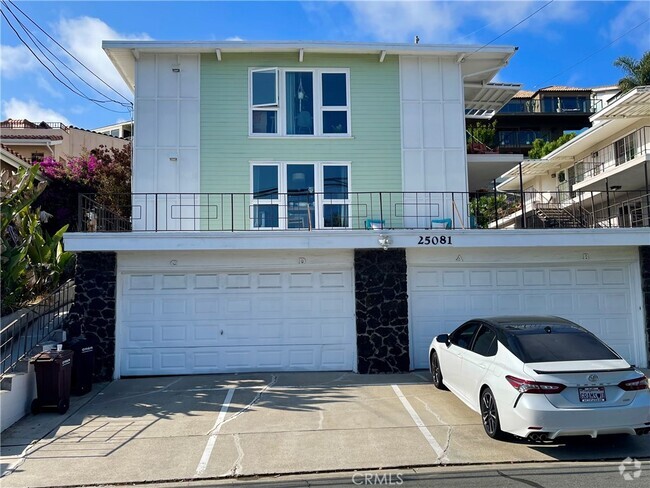Building Photo - 25081 La Cresta Dr Rental