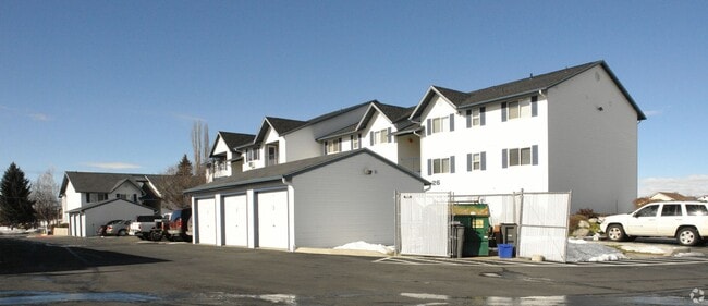 1416 N McDonald Rd Unit 19