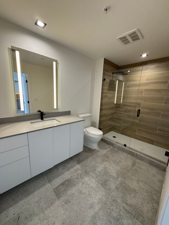 Photo - 1927 NW 3rd Ave Unit A2