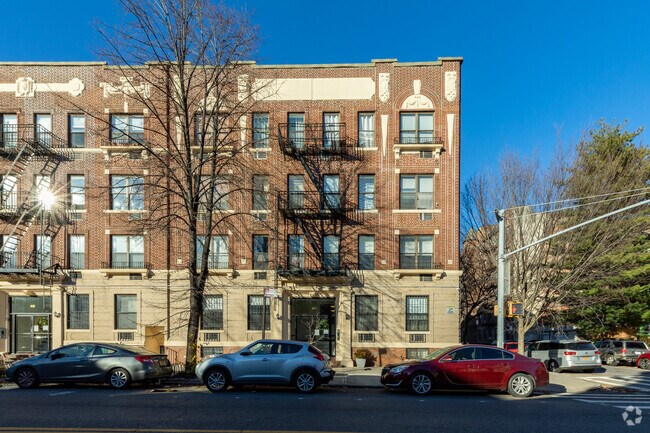 Photo - 403 Avenue C