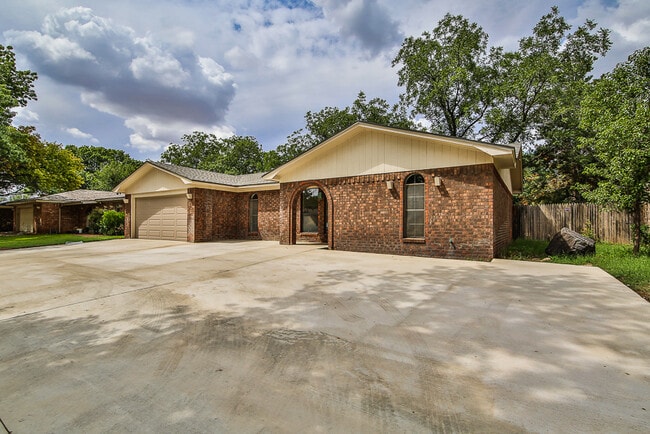 Photo - 5206 72nd St Unit 72nd Street House
