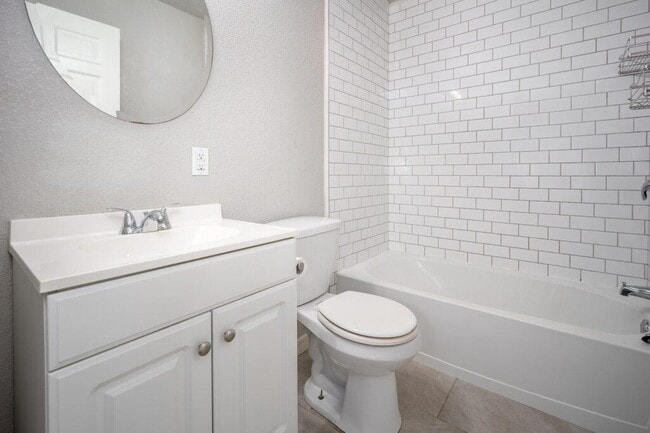 Photo - 2537 NW 48th St