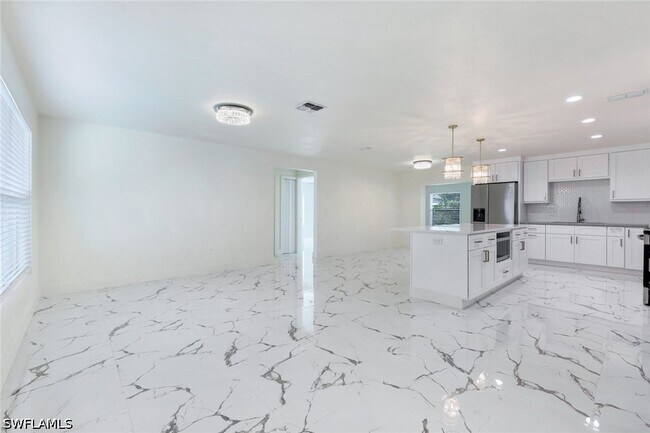 Photo - 6031 MacBeth Ln