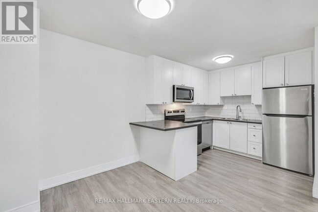 Photo - 840 Water St