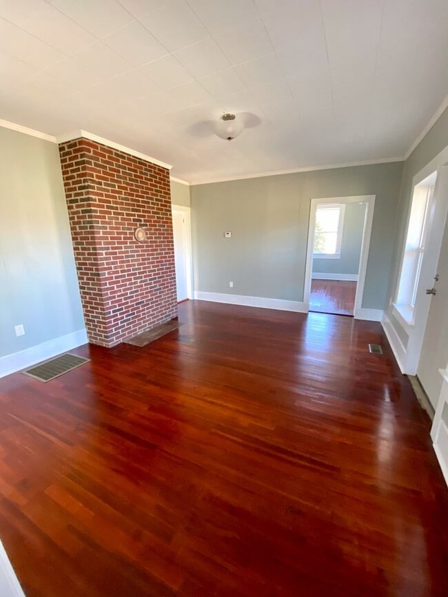 Photo - 3 bed/ 2 bath house in Seneca