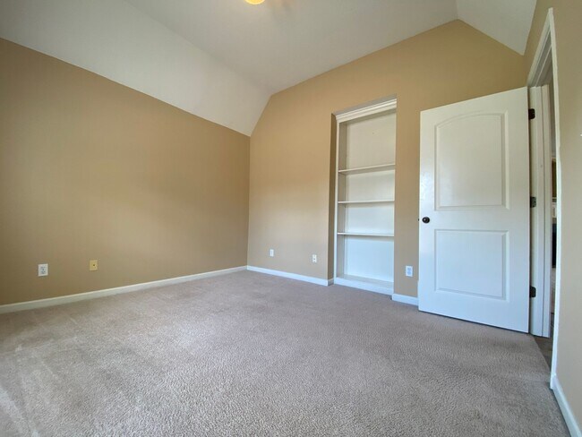 Photo - BARTLETT RENTAL HOME 3 BEDROOM 2 BATHROOM WITH FENCED BACKYARD