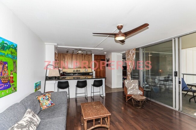 Photo - furnished 1 bdrm, 1 bath unit at Diamond Head Vista