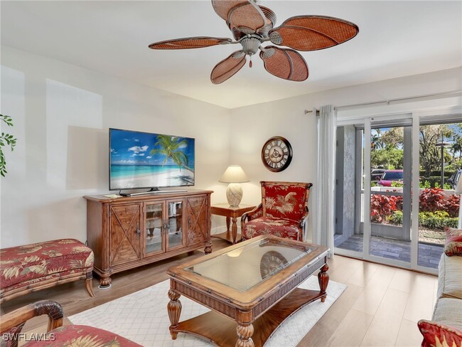 Building Photo - 555 Park Shore Dr Unit B-113 Rental
