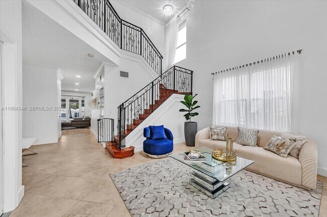 Photo - 773 SW 120th Ave