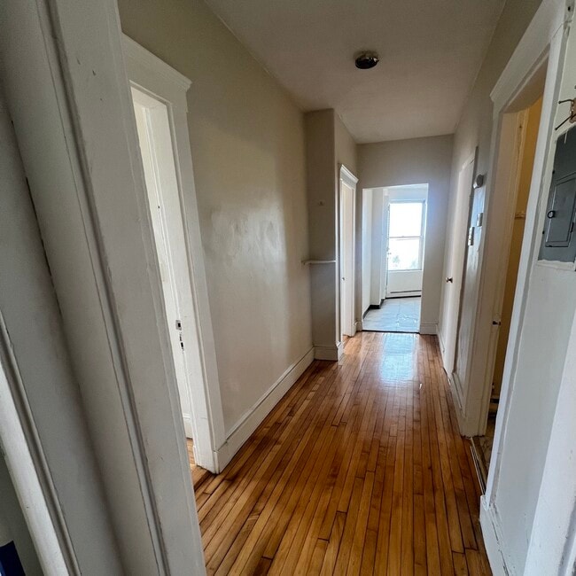 Photo - 366 Centre St Unit 5