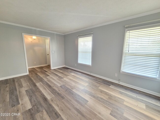 Photo - 2512 W 27th St