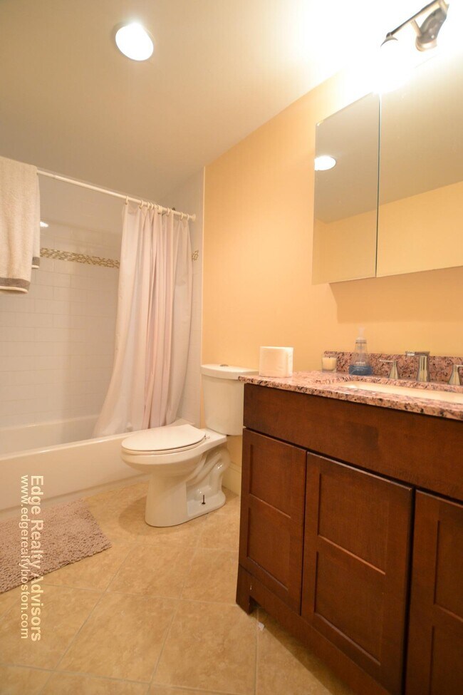 Photo - 1 Sparhawk St Unidad 2