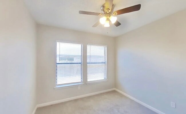 Photo - MOVE IN READY