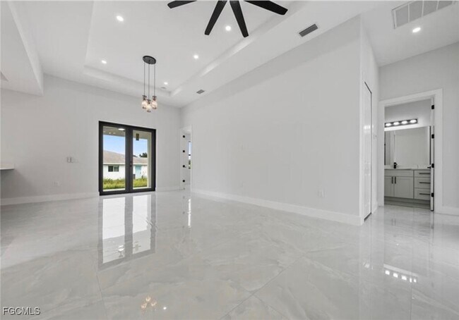 Photo - 1130 Ivan Ave S