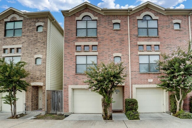 Building Photo - 7650 Springhill St Unit 304 Rental