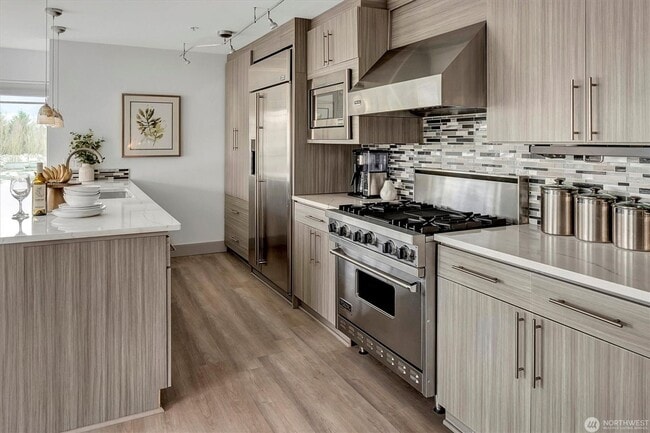 Photo - 3Bd/2Ba Bellevue Condo Unidad #403