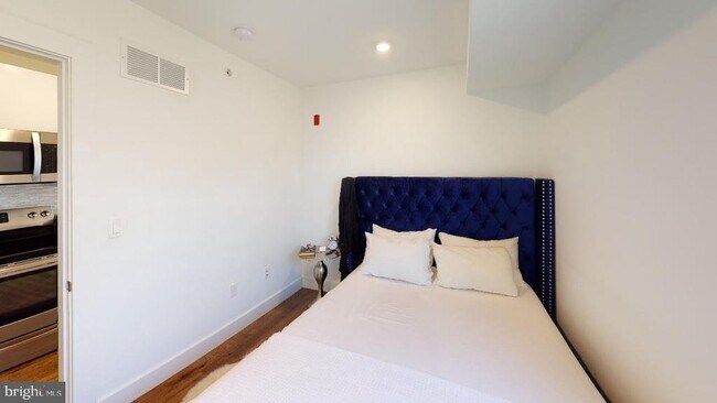 Photo - 1155 S 15th St Unidad 305