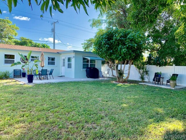 Photo - 511 NW 3rd St