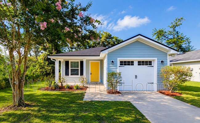 Building Photo - 8630 Buttercup St