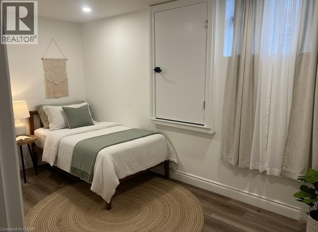 Photo - 79 Golden Meadow Crescent