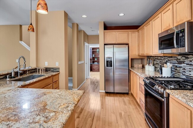Photo - 1601 NE Katsura St Unit 501