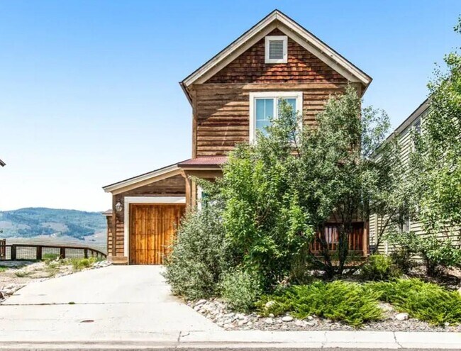 Photo - 250 Buckhorn Cir