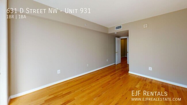 Photo - 631 D St NW Unidad 931