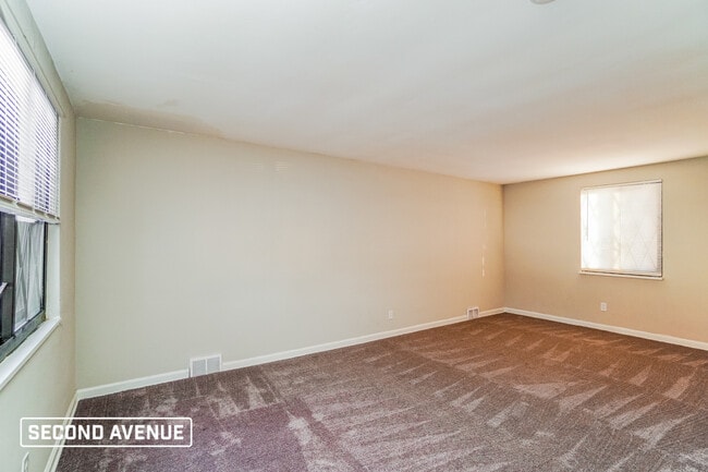 Photo - 216 Grove Rd