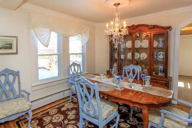 Photo - 291 Division St