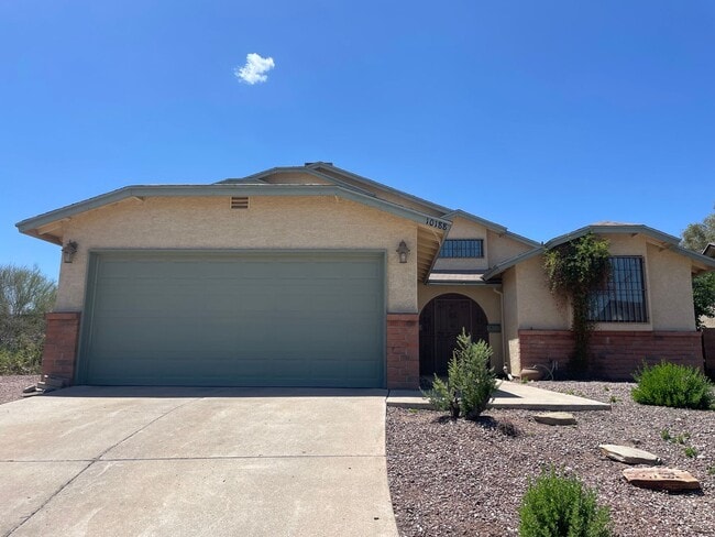 Building Photo - Coming Soon! Lovely 3-Bedroom Home w/ Den!