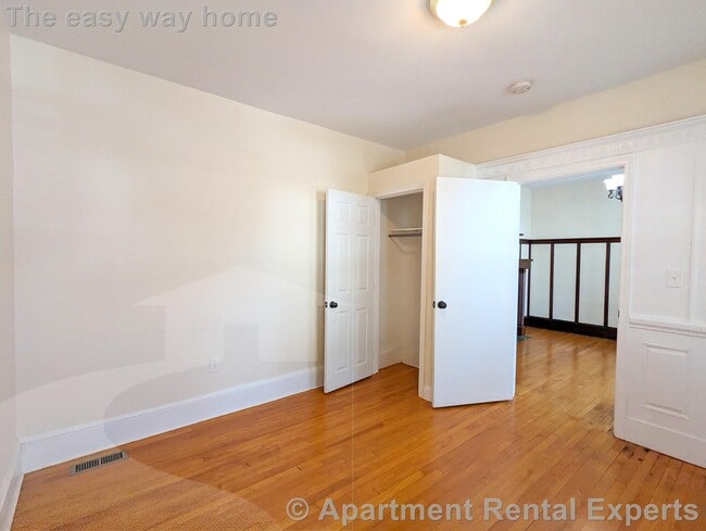 Photo - 108 W Quincy St Unit 1