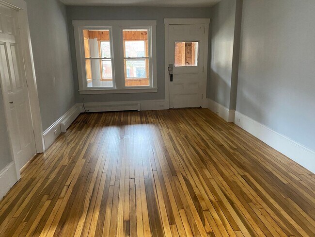 8 Union St.