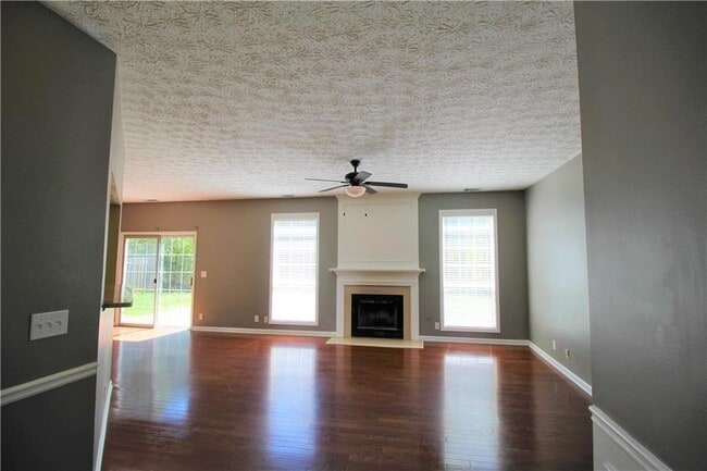Photo - 235 Cadence Ct