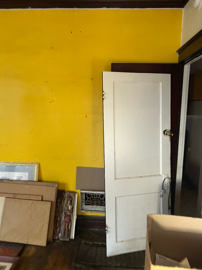 Photo - 5479 Claxton Ave