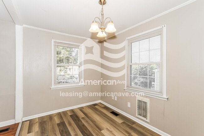 Photo - 661 Lorraine Dr