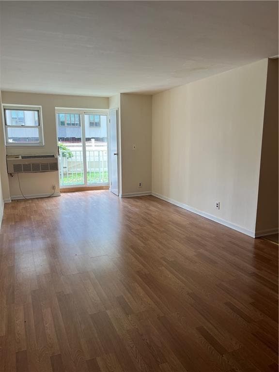 Photo - 2955 Shell Rd Unidad 1J Rental