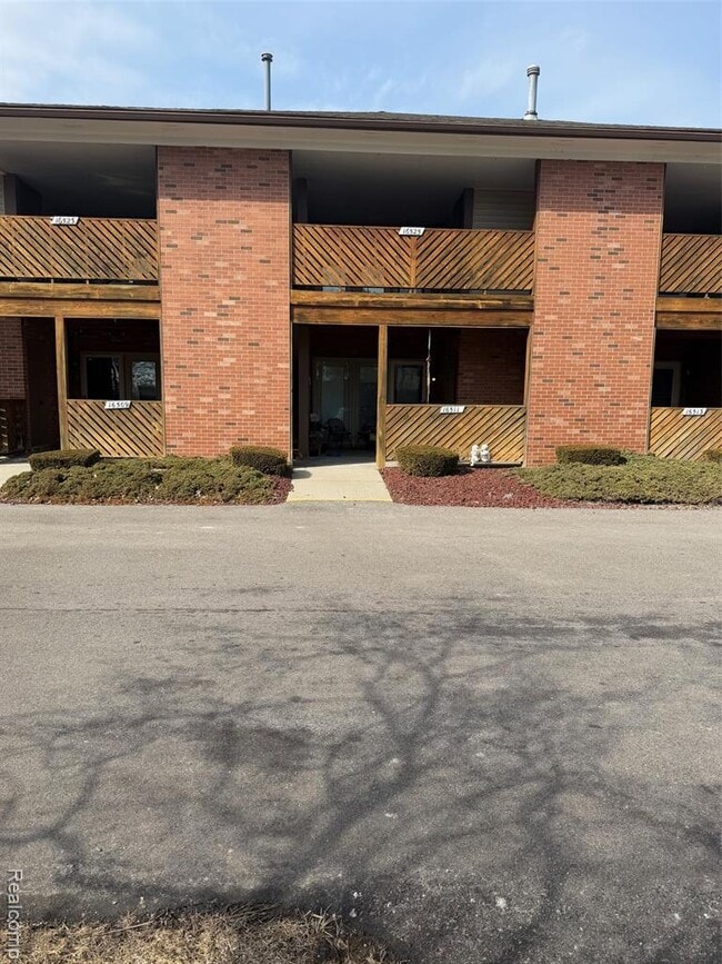 Photo - 16525 Woodlane Unit 138