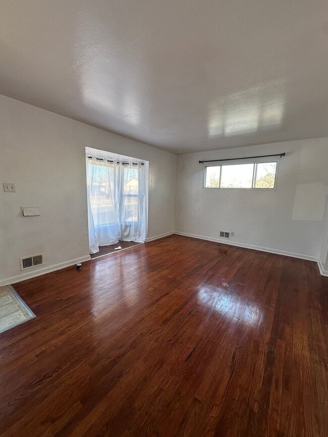 Photo - Single Family House in Denver near by I-25