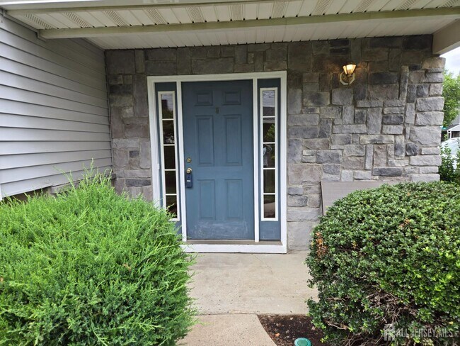 Photo - 6 Chimney Ct