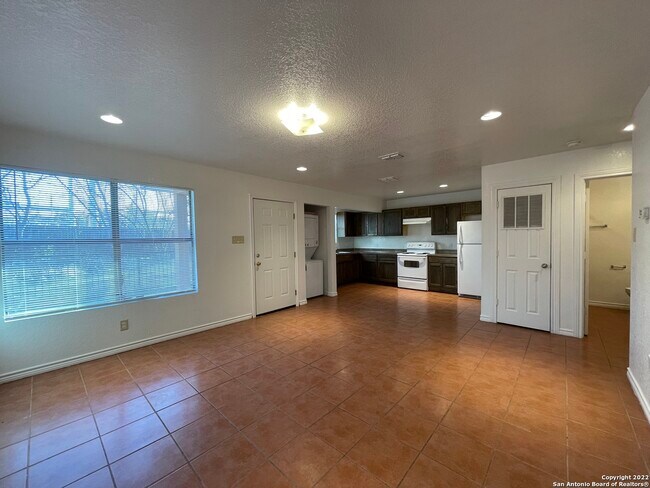 Photo - 1721 Quintana Rd